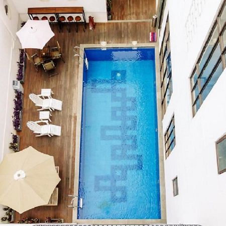 Urbanest Inn House Slipi Джакарта Екстериор снимка