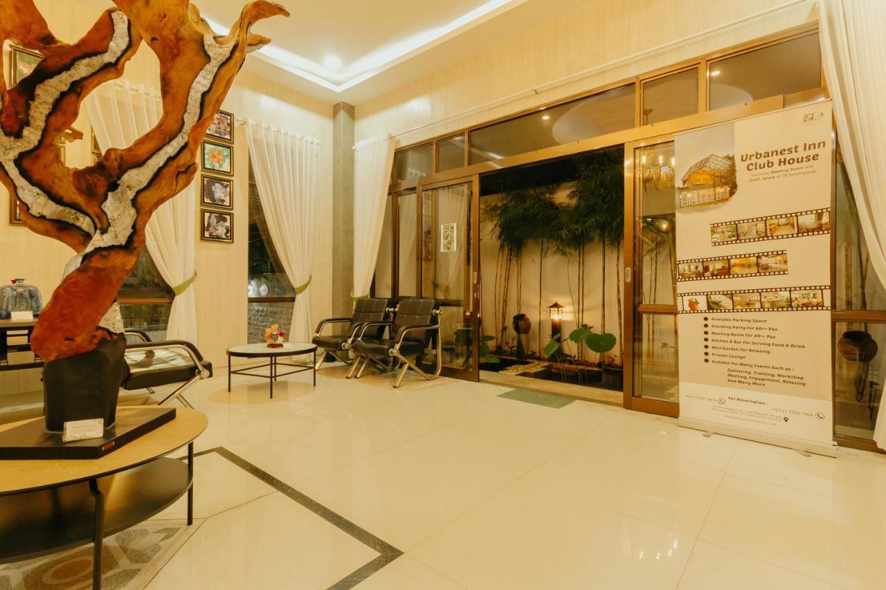 Urbanest Inn House Slipi Джакарта Екстериор снимка